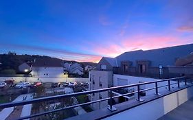 Le Petit Roof Top